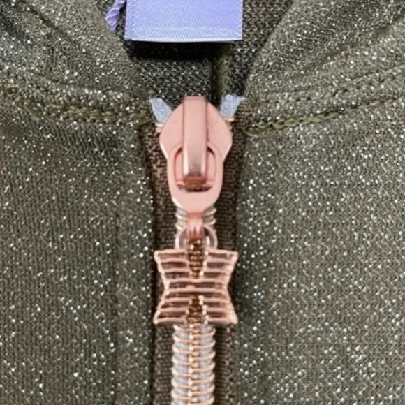 SAVAGE X FENTY Green gold Sparkly Hooded zip
Onesie Jumpsuit size large NWOT - Picture 6 of 8